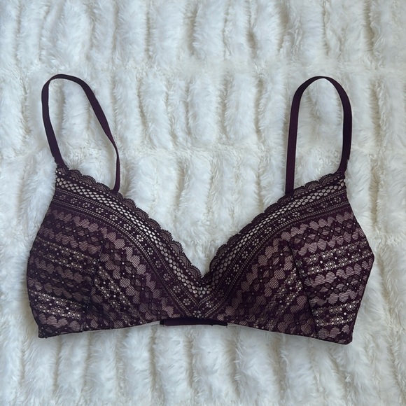 Victoria’s Secret Bra - Picture 1 of 7